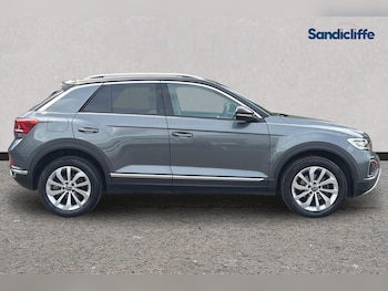 Used Volkswagen T-Roc 2024 for sale - 79463633: Photo