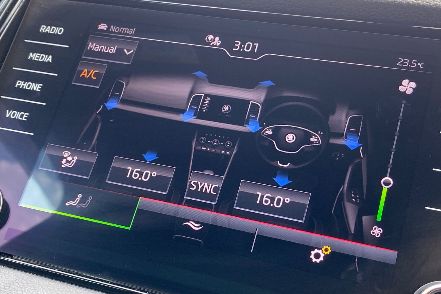 Used Skoda Karoq 2020 for sale - 77136896: Photo 49