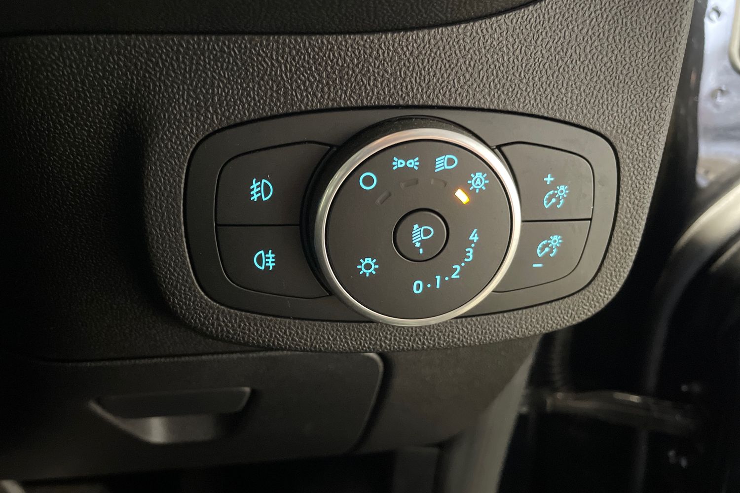 Used Ford Fiesta 2018 for sale - 77681614: Photo 31