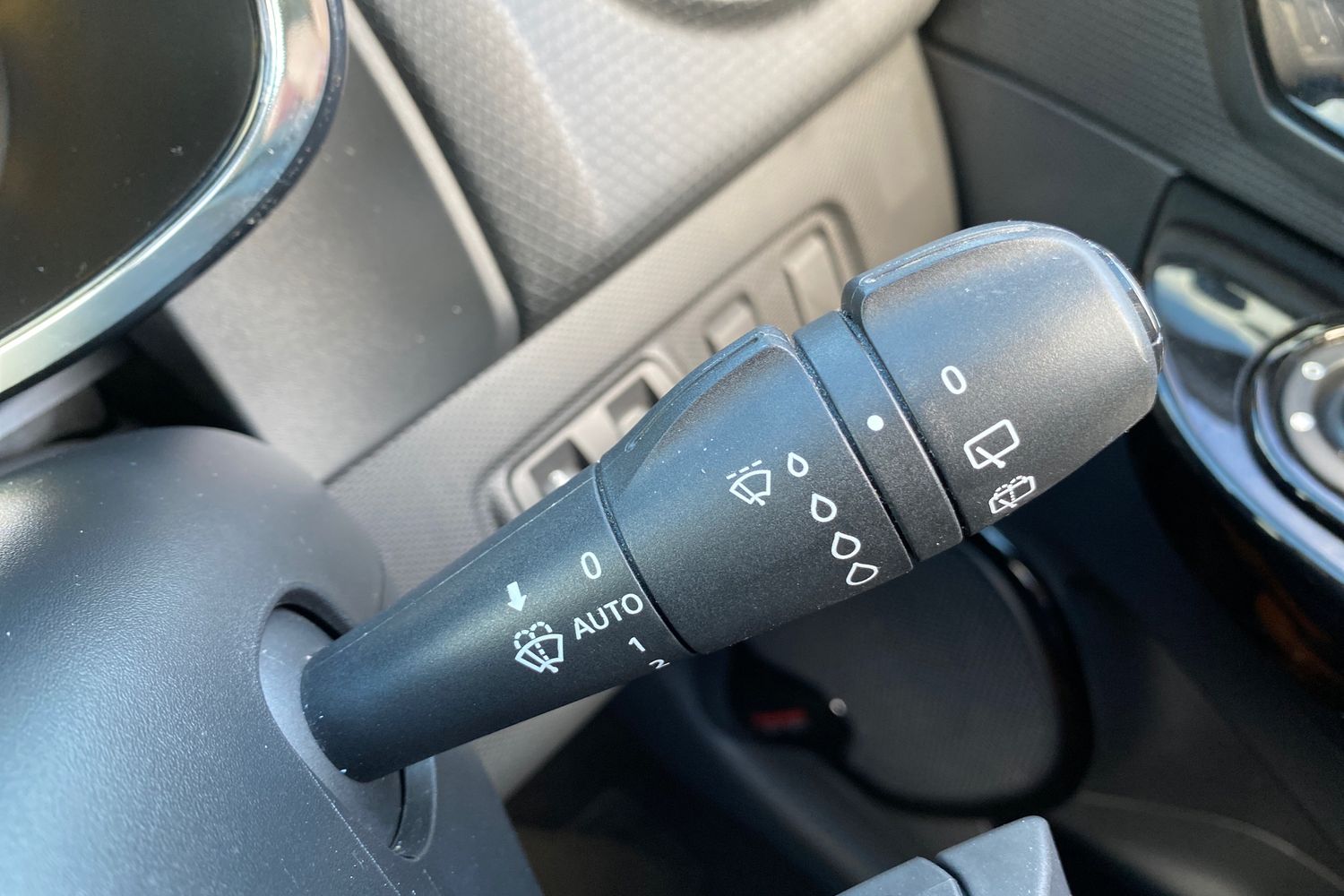 Used Renault Clio 2014 for sale - 76383050: Photo 21