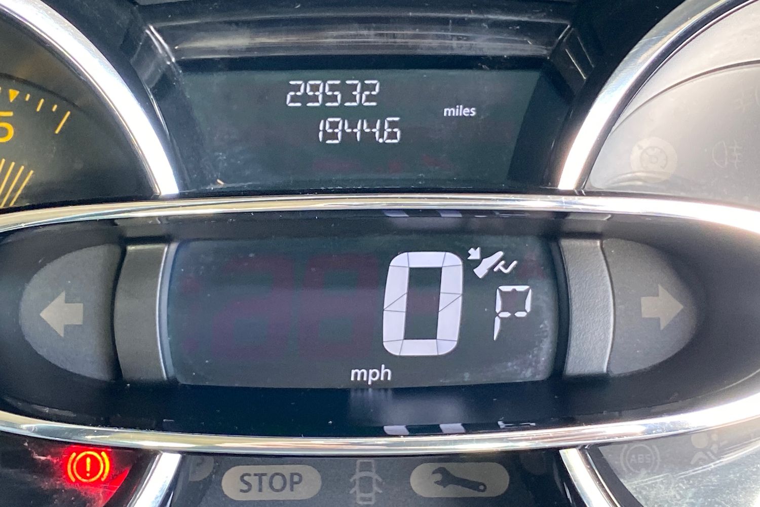 Used Renault Clio 2014 for sale - 76383050: Photo 29