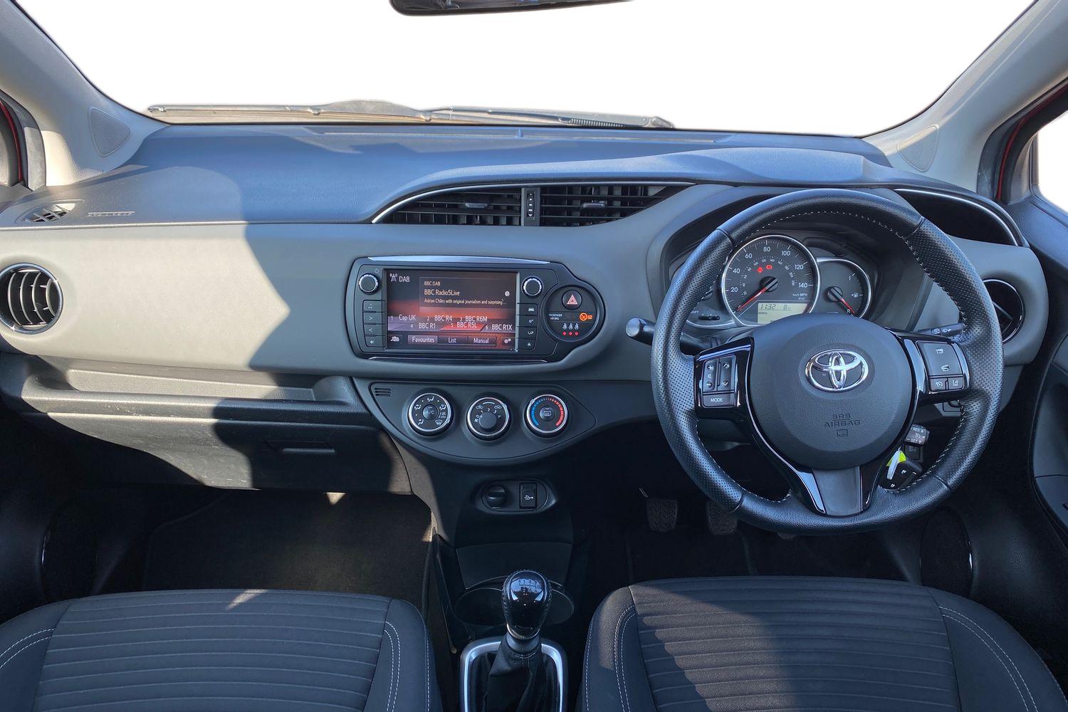 Used Toyota Yaris 2016 for sale - 77968524: Photo 13