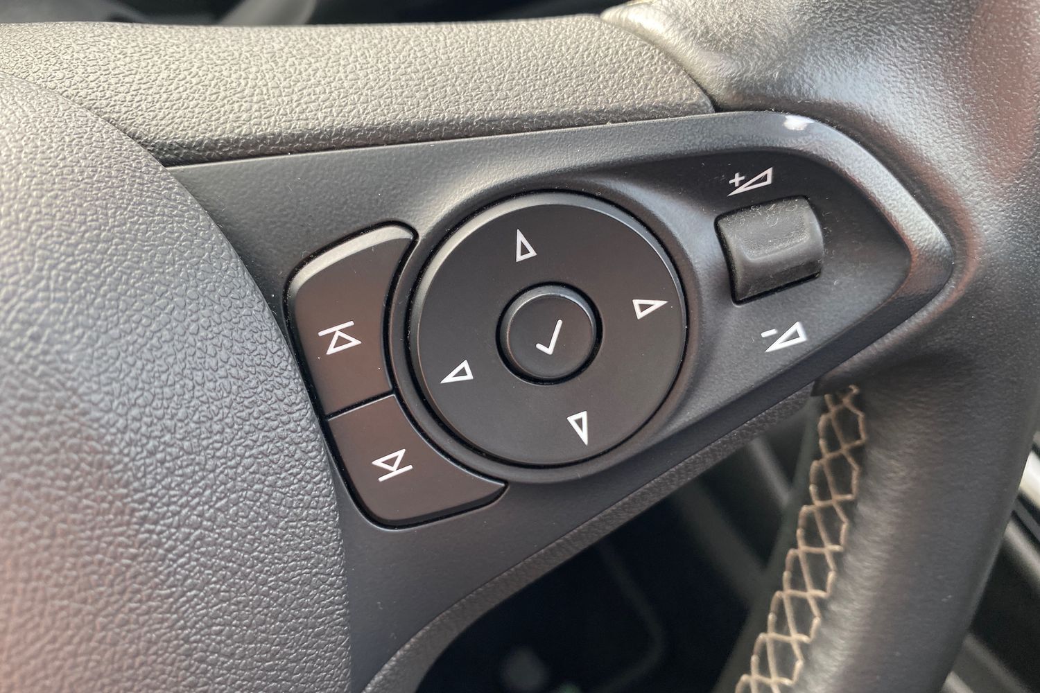 Used Vauxhall Astra 2019 for sale - 76605438: Photo 25