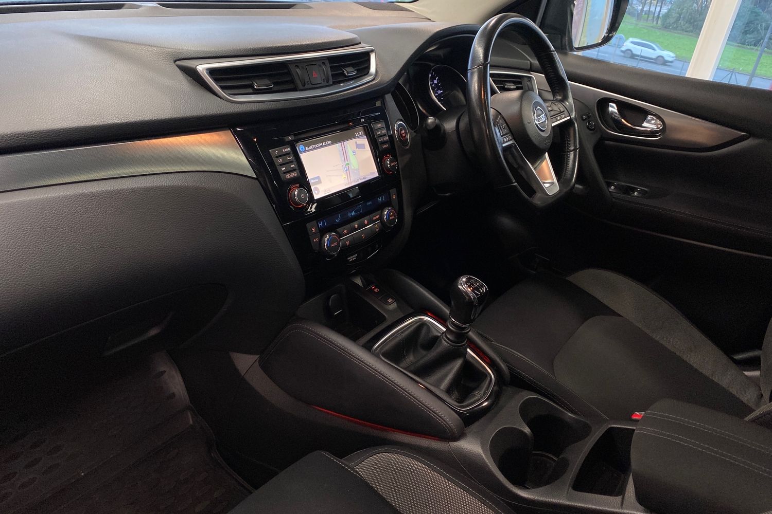 Used Nissan Qashqai 2017 for sale - 77260787: Photo 12