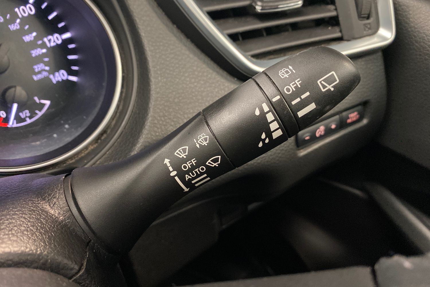 Used Nissan Qashqai 2017 for sale - 77260787: Photo 23