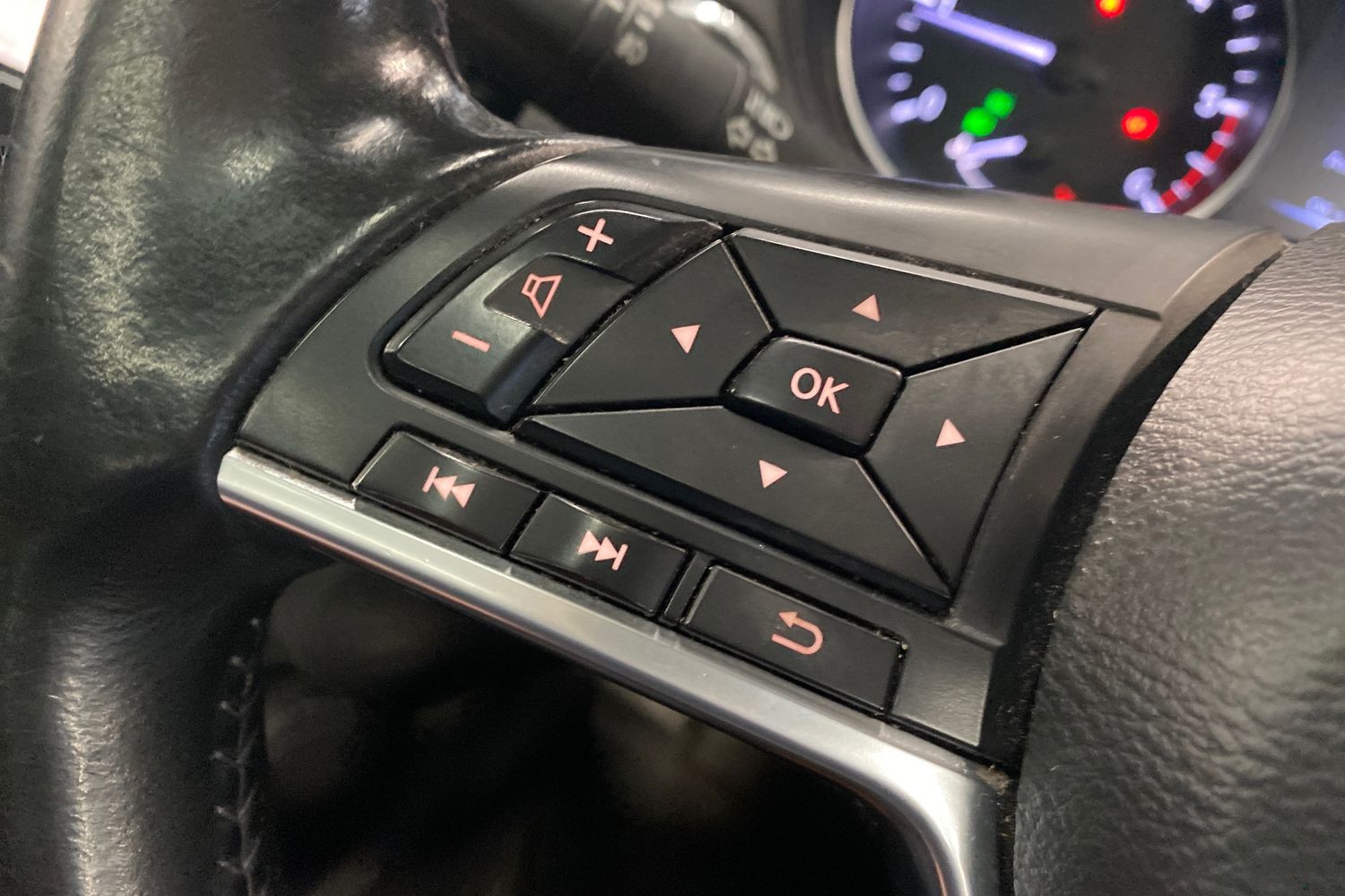 Used Nissan Qashqai 2017 for sale - 77260787: Photo 26