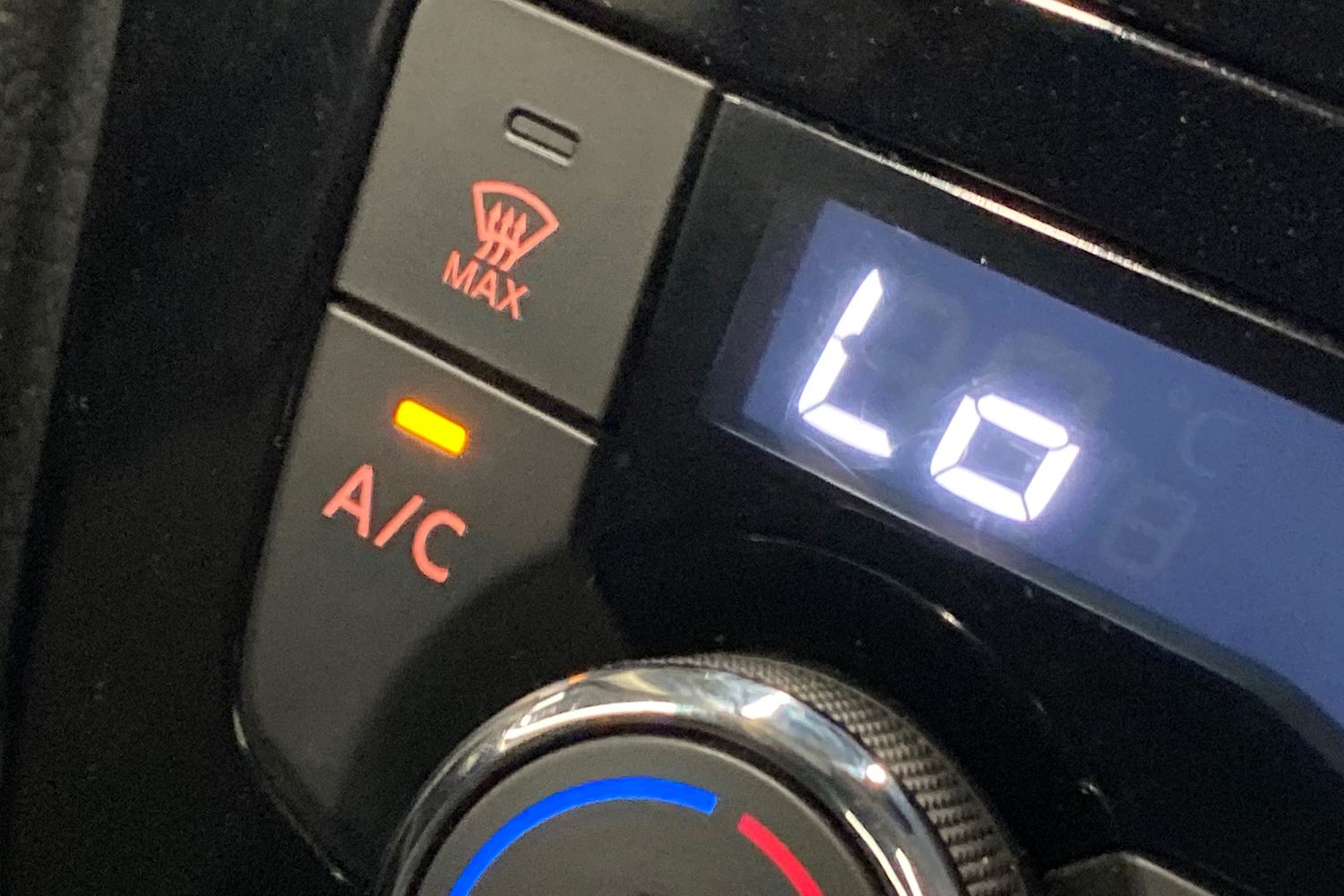 Used Nissan Qashqai 2017 for sale - 77260787: Photo 31