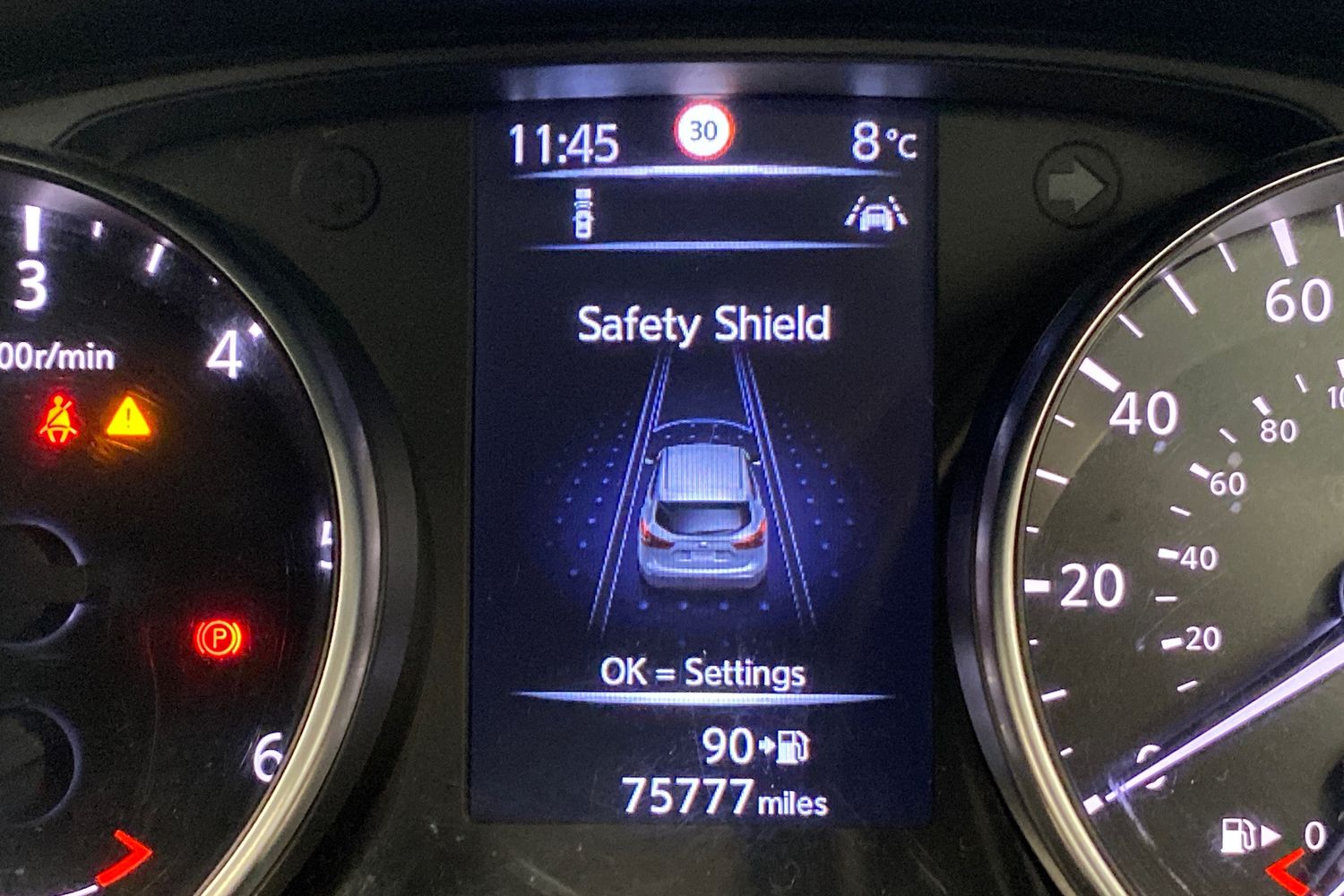 Used Nissan Qashqai 2017 for sale - 77260787: Photo 43