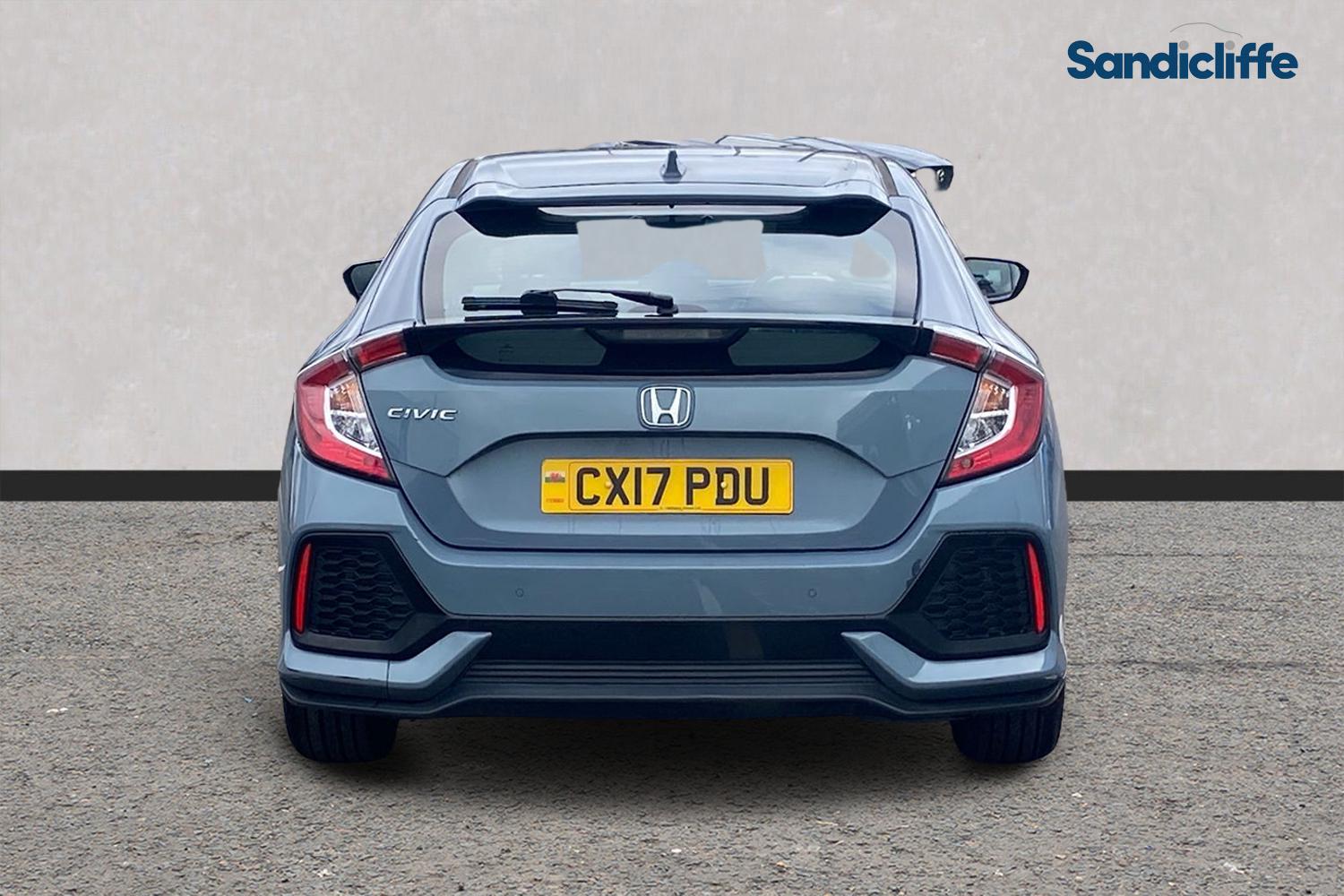 Used Honda Civic 2017 for sale - 77735537: Photo 6