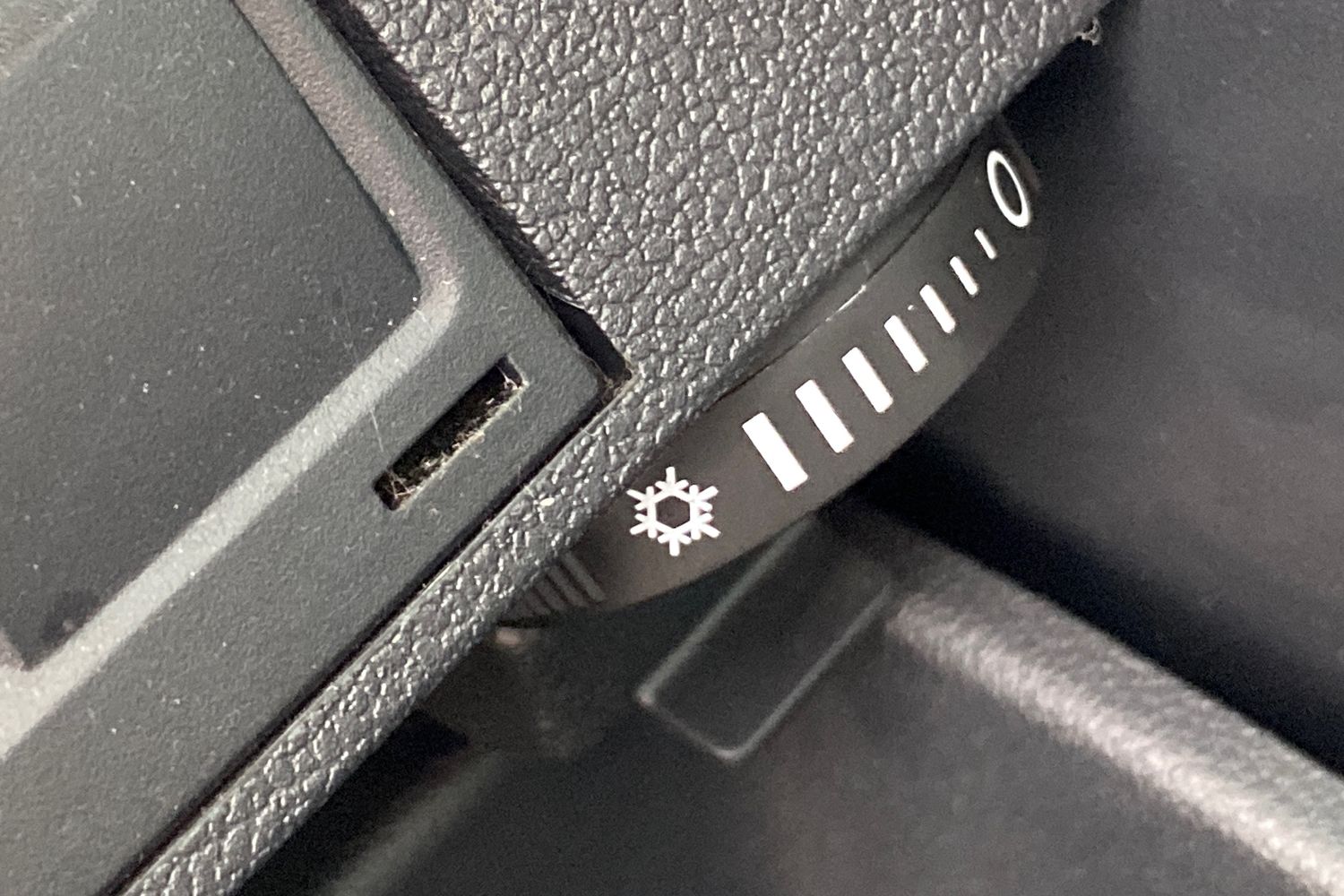 Used Volkswagen Tiguan 2018 for sale - 76736306: Photo 21