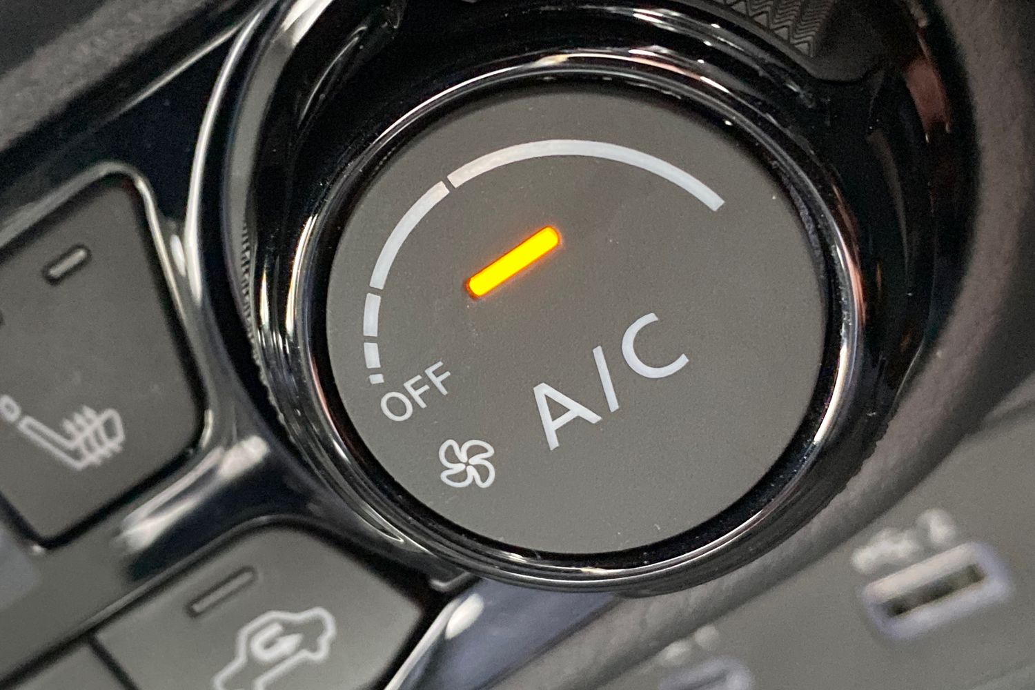 Used Nissan Juke 2024 for sale - 76342549: Photo 38