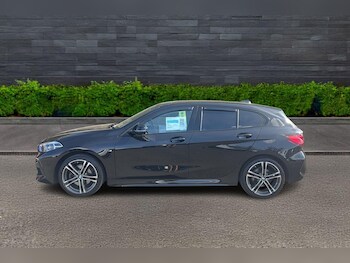 Used BMW 1 Series 2023 for sale - 79621120: Photo