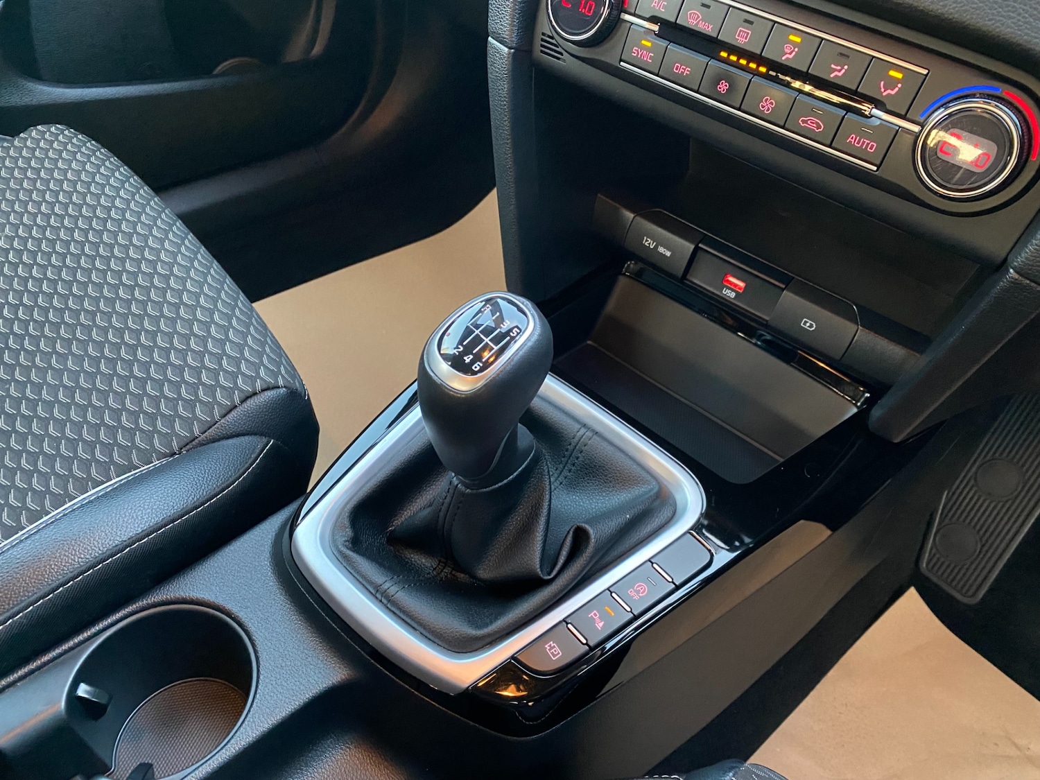 Used Kia Ceed 2022 for sale - 76891563: Photo 14