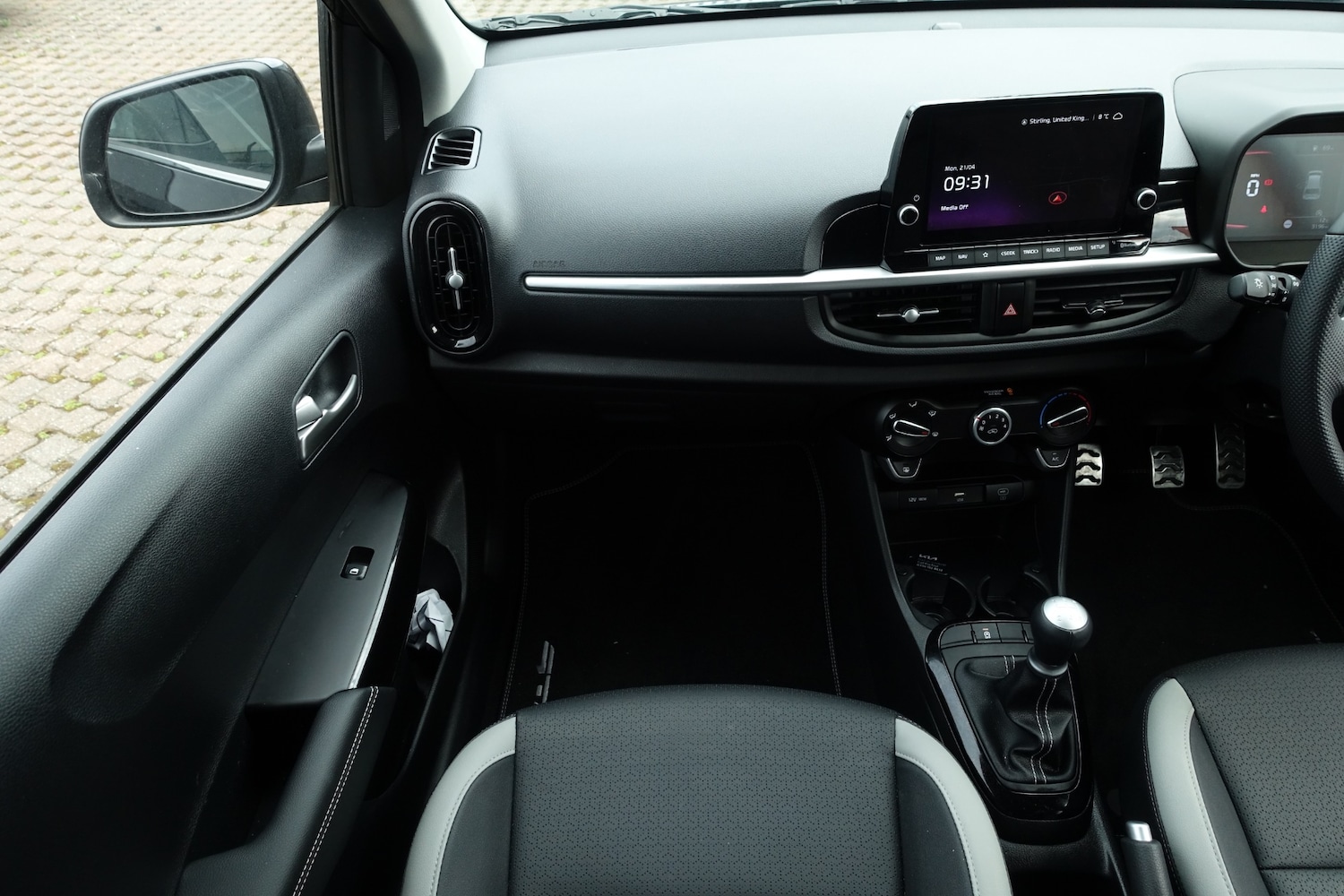 Used Kia Picanto 2024 for sale - 76374245: Photo 15