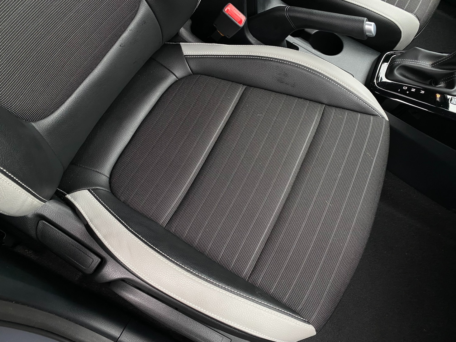 Used Kia Stonic 2022 for sale - 75791712: Photo 14