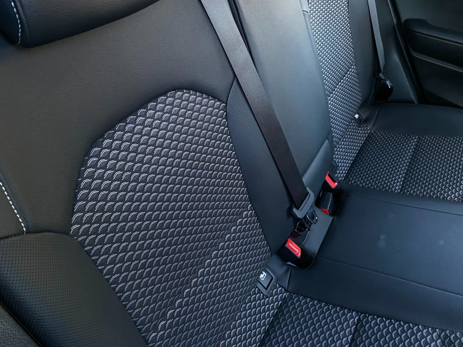 Used Kia XCeed 2025 for sale - 77106091: Photo 16