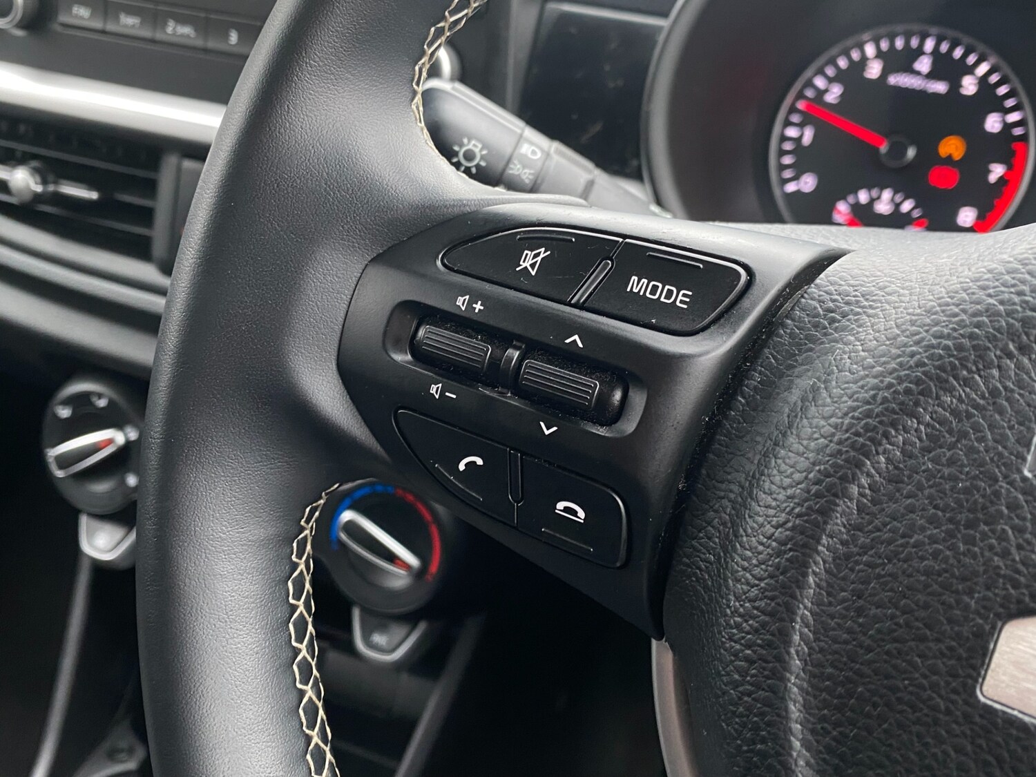 Used Kia Picanto 2023 for sale - 77453492: Photo 19