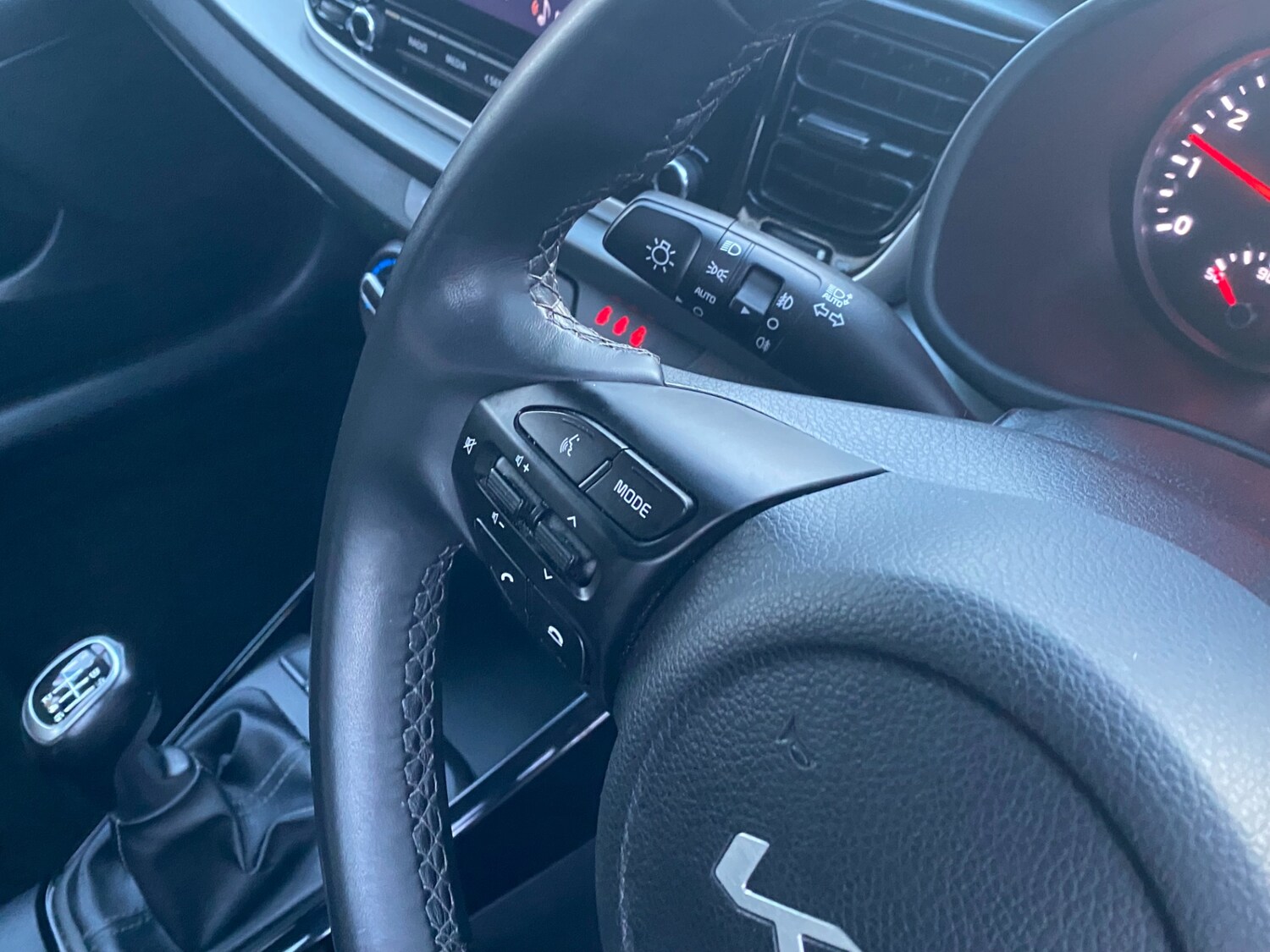 Used Kia Rio 2023 for sale - 76588690: Photo 18