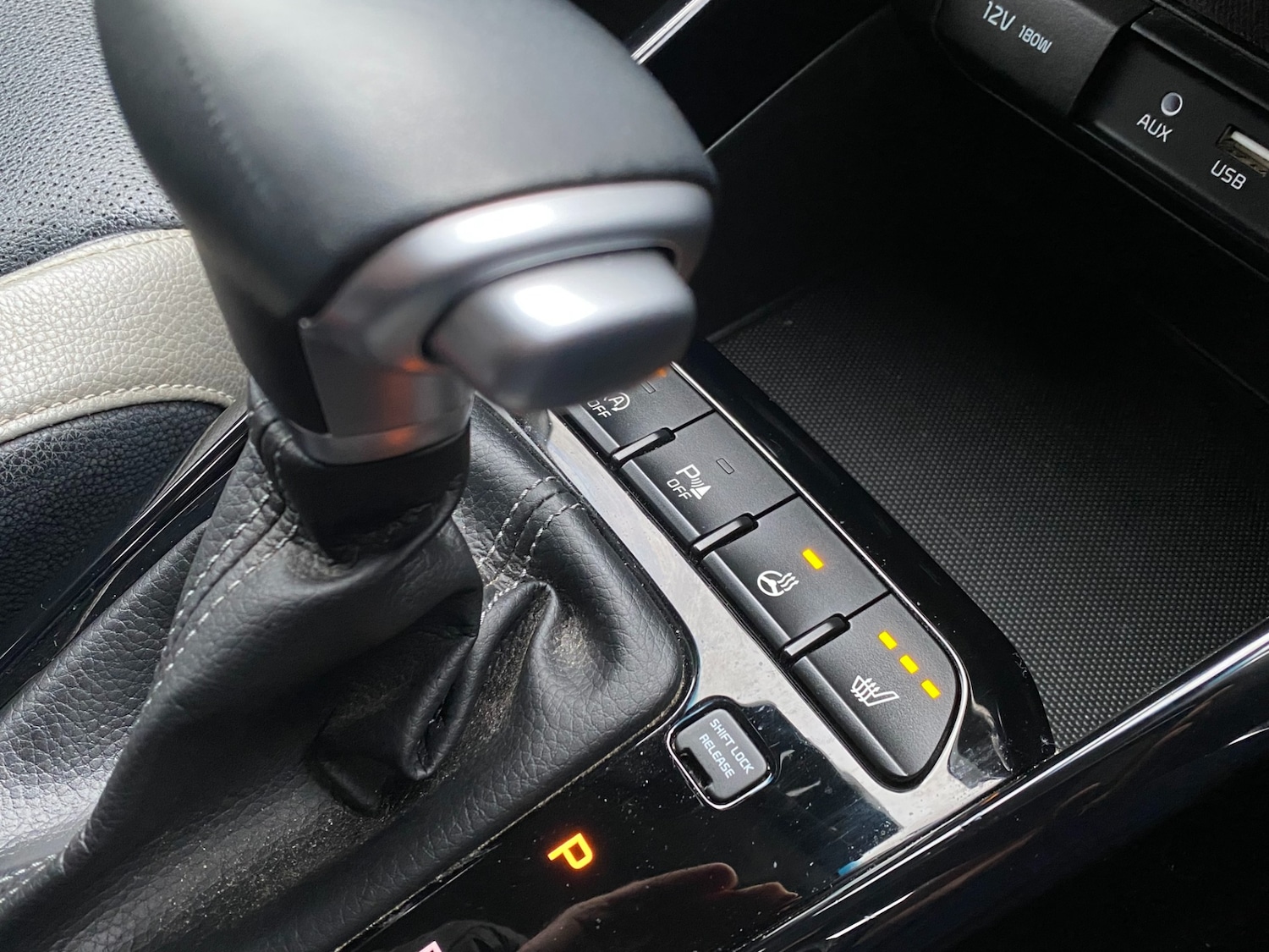 Used Kia Stonic 2020 for sale - 77461869: Photo 25