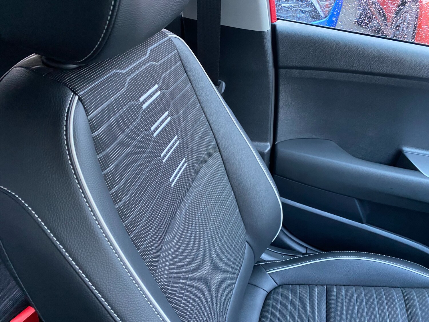 Used Kia Stonic 2025 for sale - 76846103: Photo 12