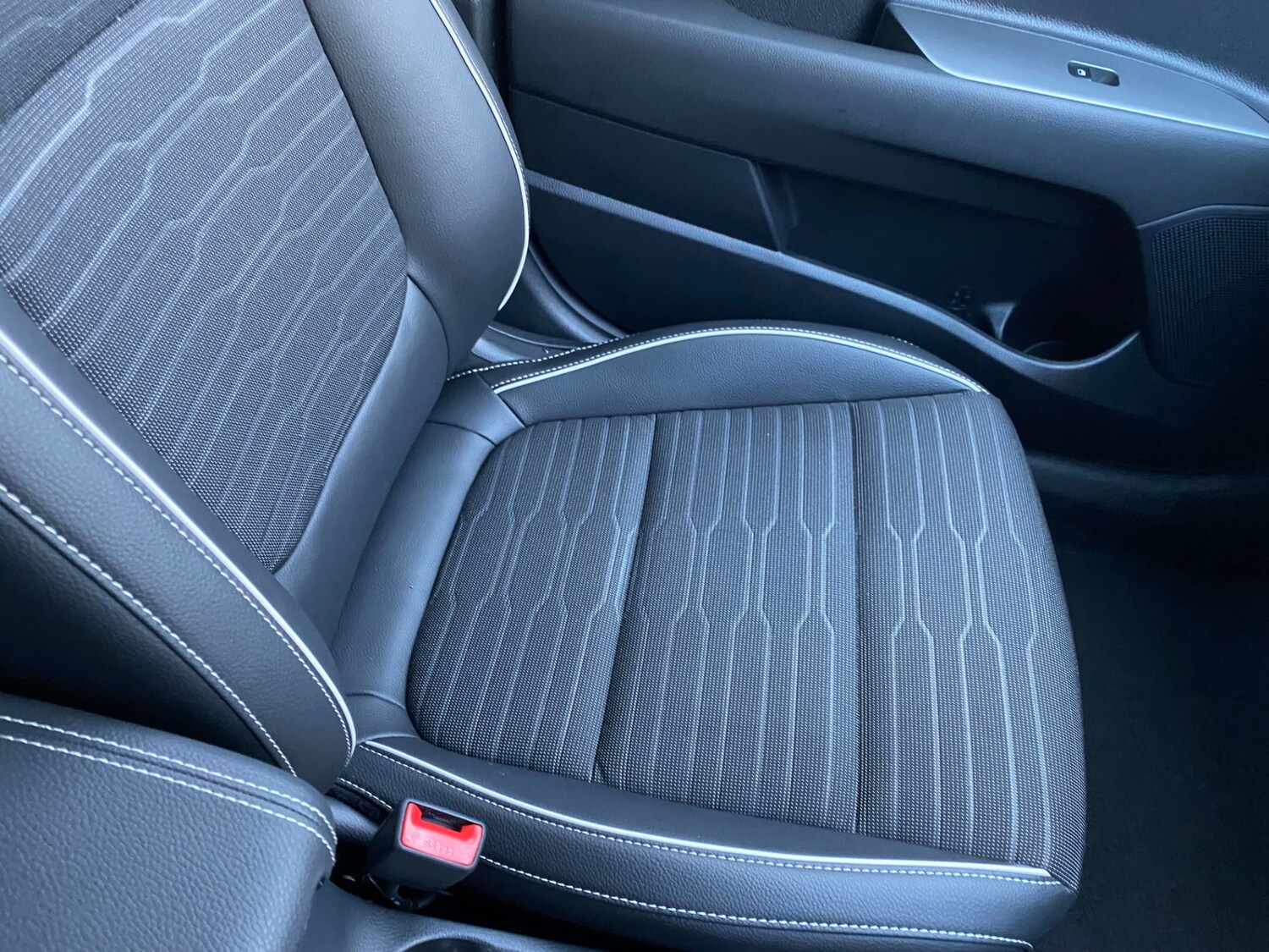 Used Kia Stonic 2025 for sale - 76846103: Photo 13