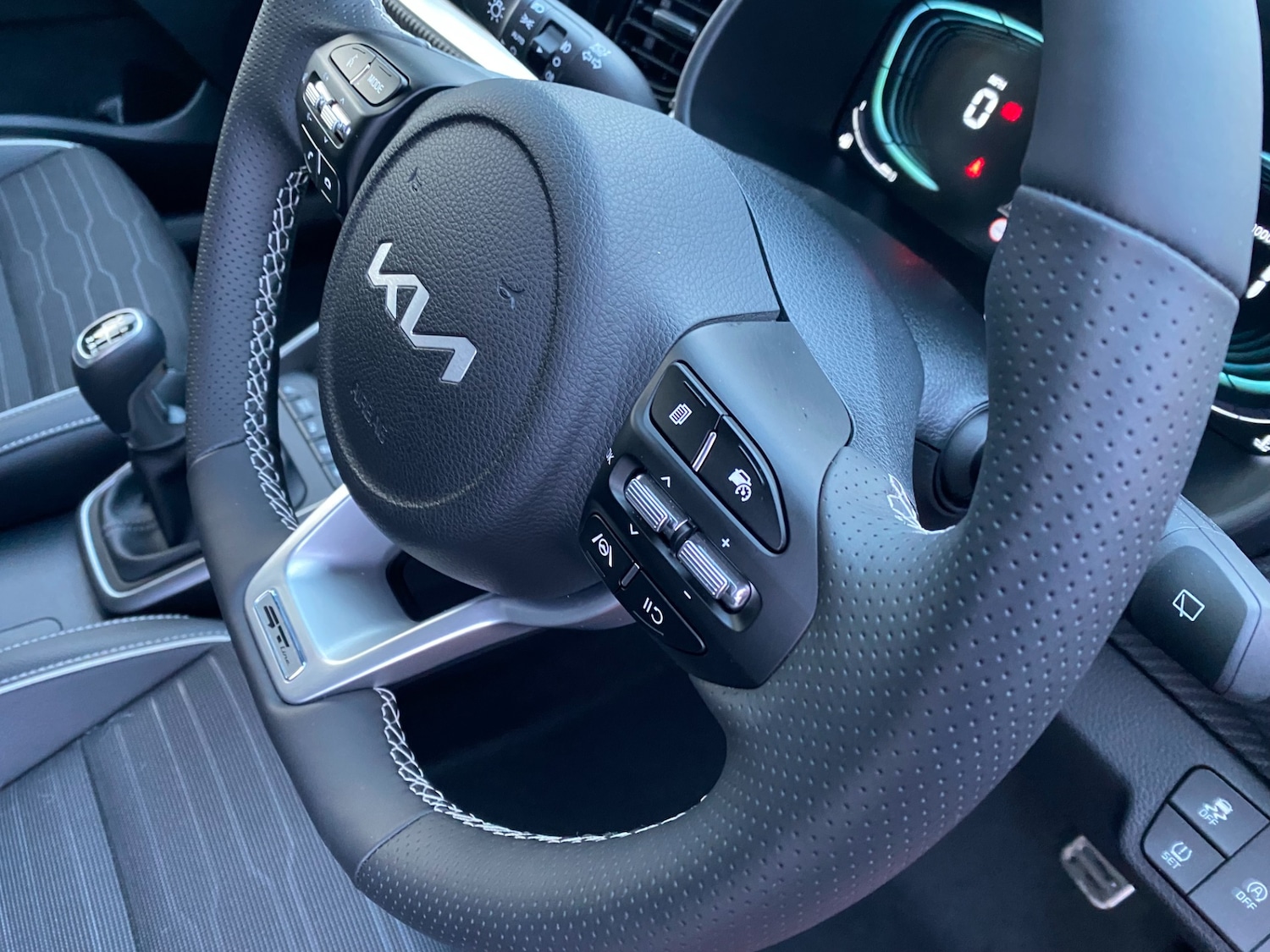 Used Kia Stonic 2025 for sale - 76846103: Photo 21