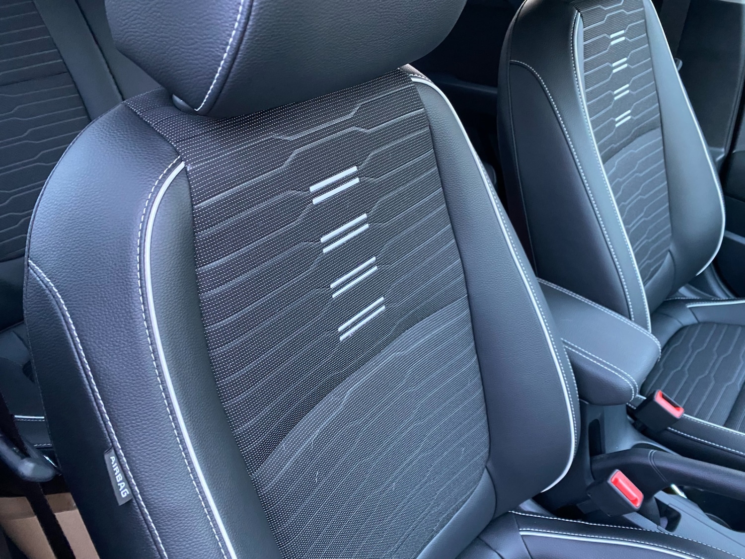 Used Kia Stonic 2025 for sale - 76846103: Photo 23