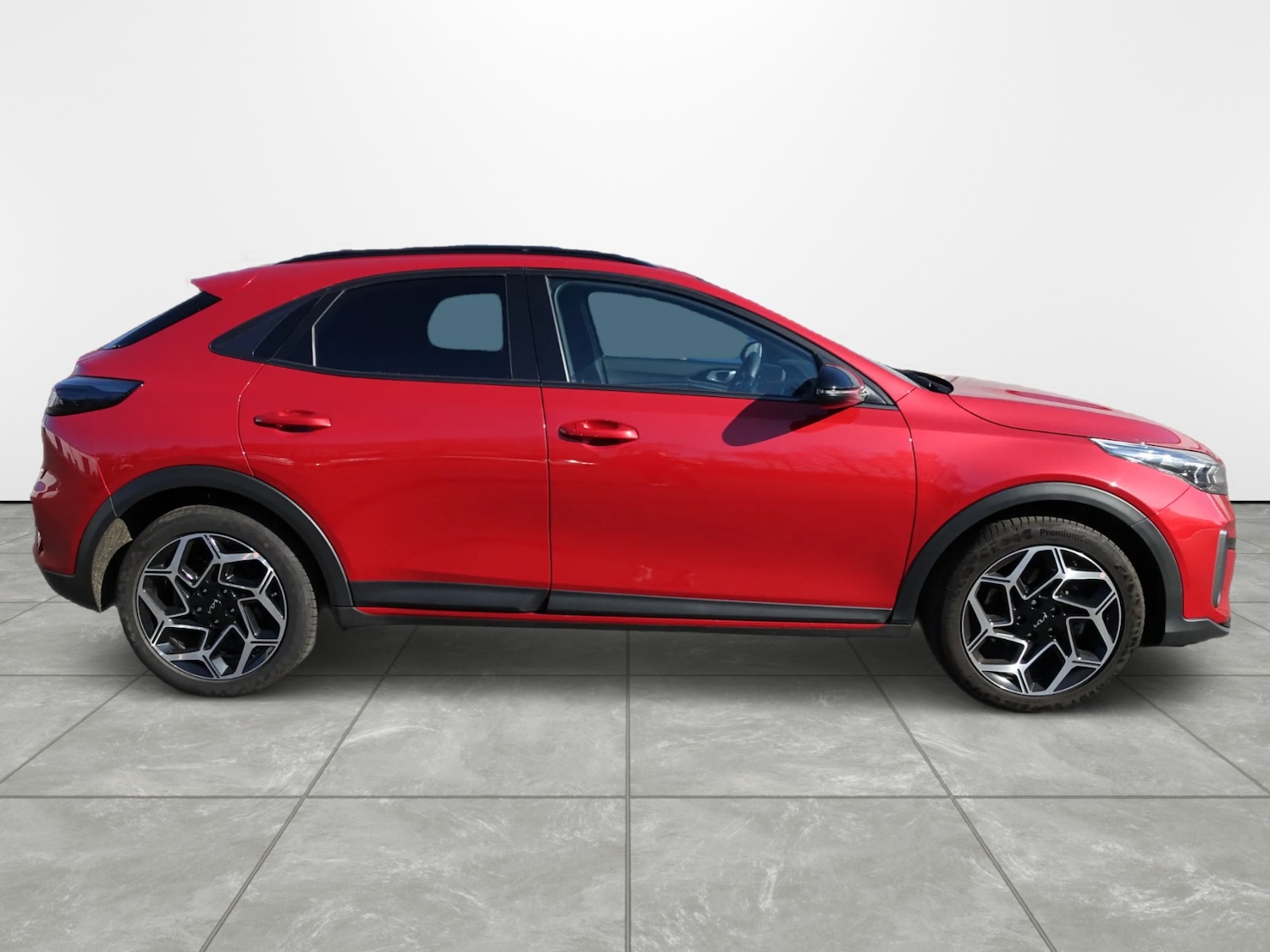 Used Kia XCeed 2023 for sale - 76067183: Photo 3