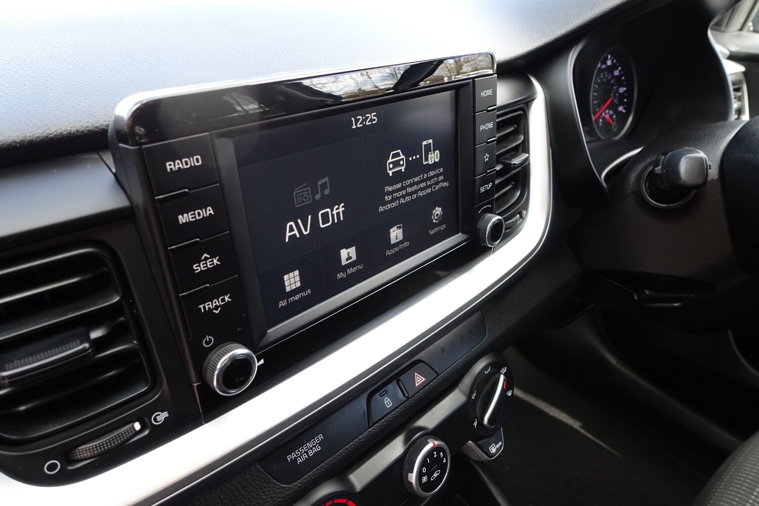 Used Kia Stonic 2020 for sale - 76330155: Photo 19