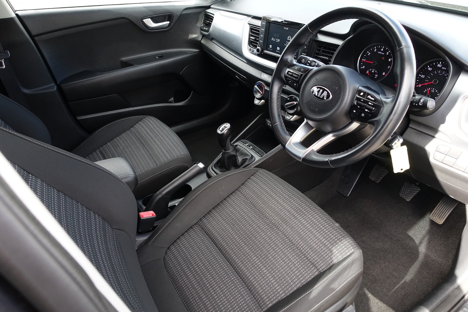 Used Kia Stonic 2020 for sale - 76330155: Photo 9