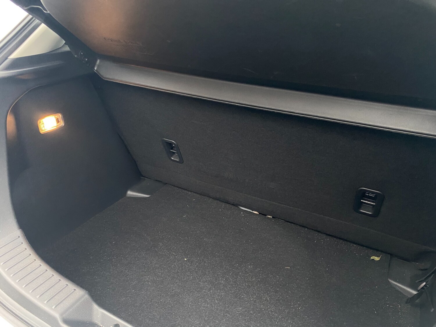 Used Mazda Mazda2 2016 for sale - 76477497: Photo 7