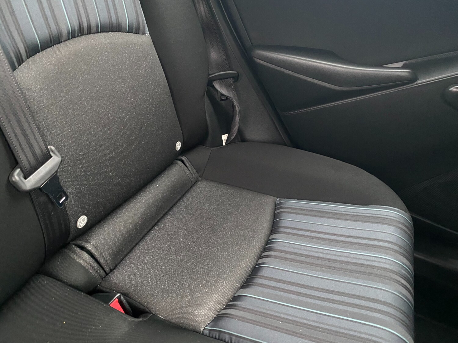 Used Mazda Mazda2 2016 for sale - 76477497: Photo 8