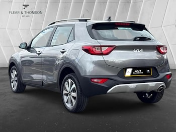 Used Kia Stonic 2025 for sale - 76613456: Photo