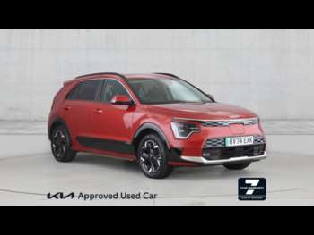 2024 (74) - 150kW 3 65kWh 5dr Auto