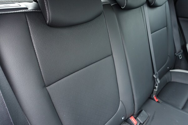 Used Kia Stonic 2018 for sale - 76036707: Photo 16