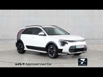 2025 (74) - 150kW 4 65kWh 5dr Auto