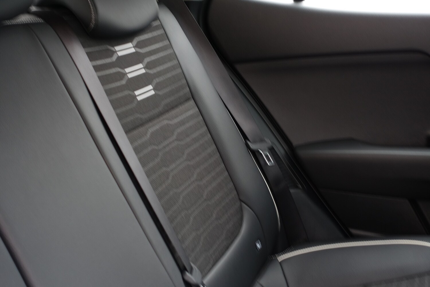 Used Kia Stonic 2024 for sale - 76719146: Photo 16