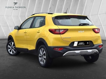 Used Kia Stonic 2022 for sale - 76037132: Photo 2