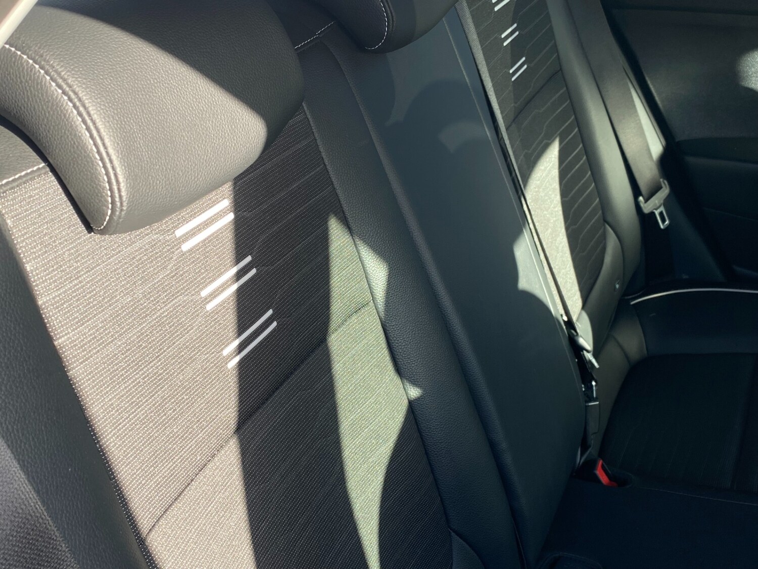 Used Kia Stonic 2023 for sale - 77342912: Photo 11