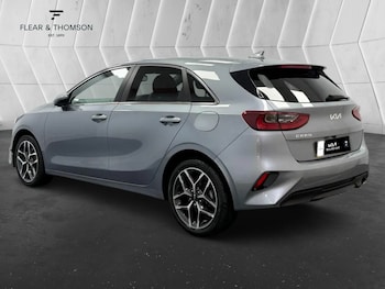 Used Kia Ceed 2022 for sale - 76817950: Photo