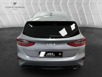 Used Kia Ceed 2022 for sale - 76817950: Photo