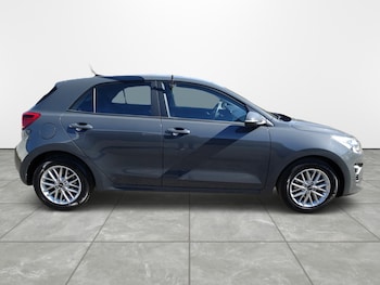 Used Kia Rio 2023 for sale - 76565572: Photo