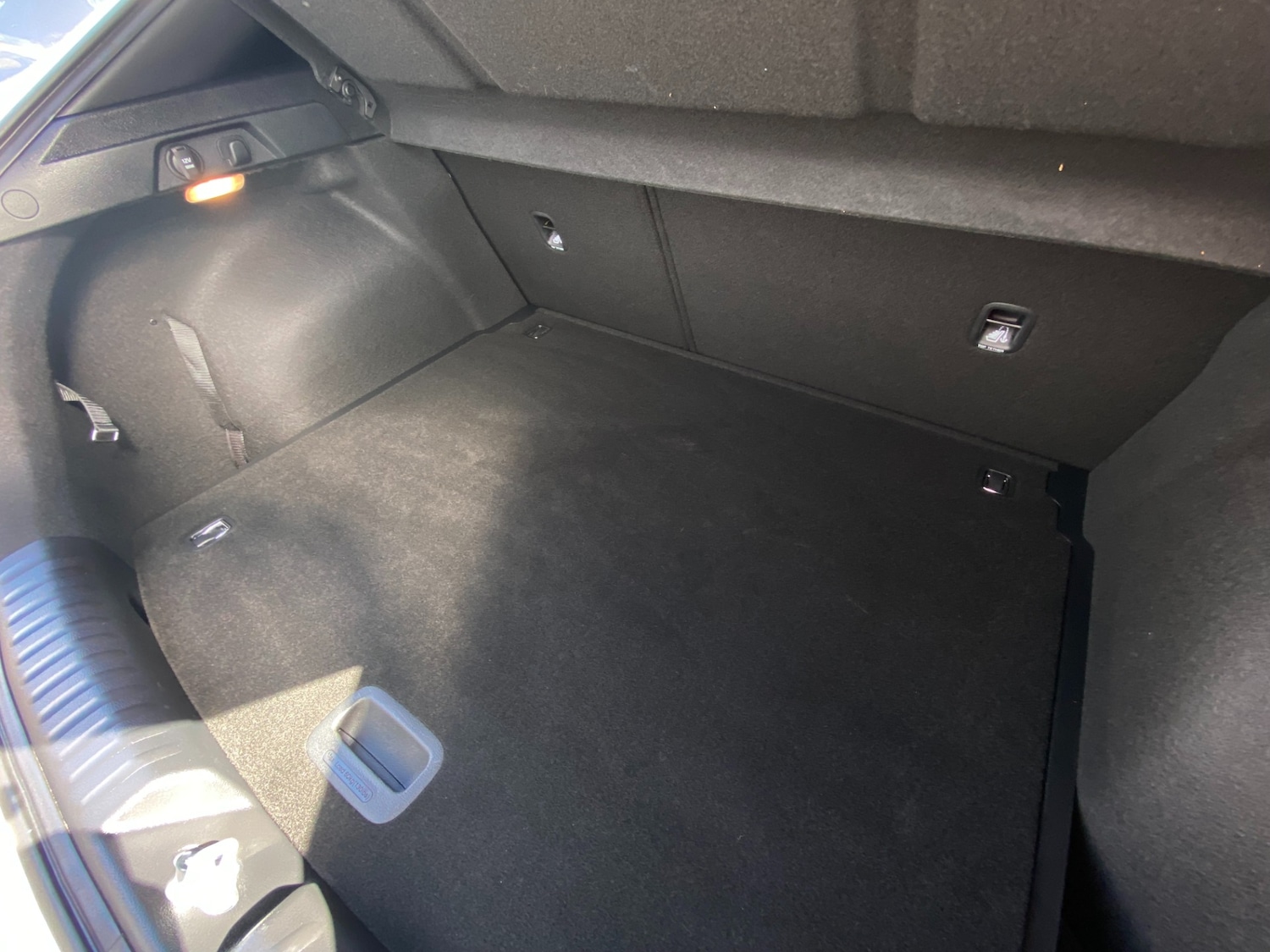 Used Kia XCeed 2023 for sale - 78191055: Photo 8