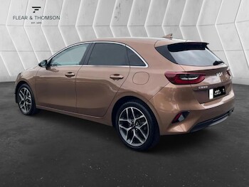 Used Kia Ceed 2022 for sale - 75496805: Photo