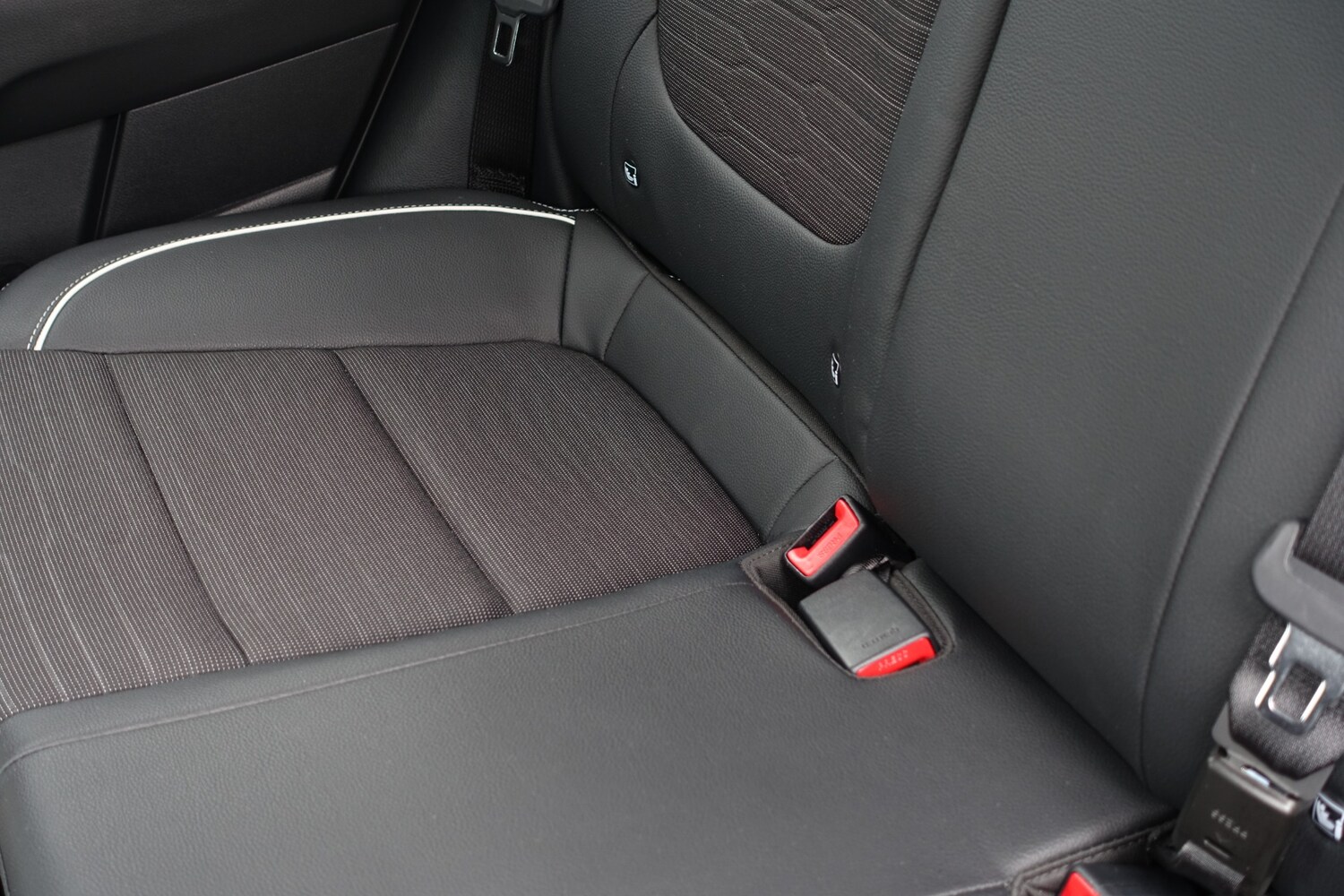 Used Kia Stonic 2023 for sale - 76477034: Photo 17