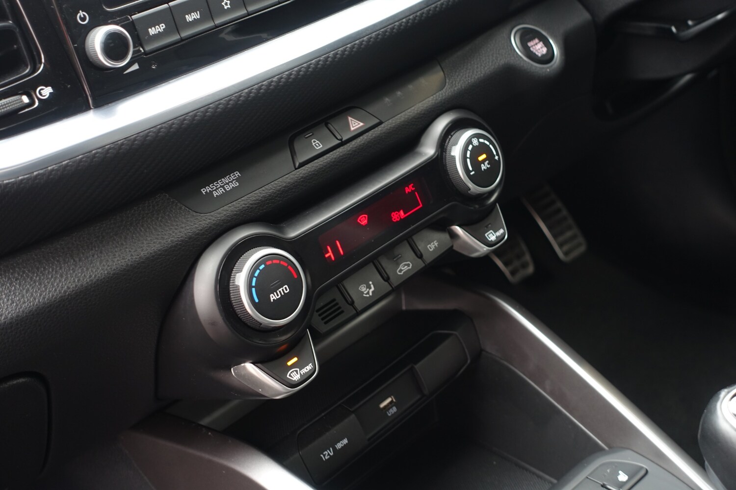 Used Kia Stonic 2023 for sale - 76477034: Photo 23