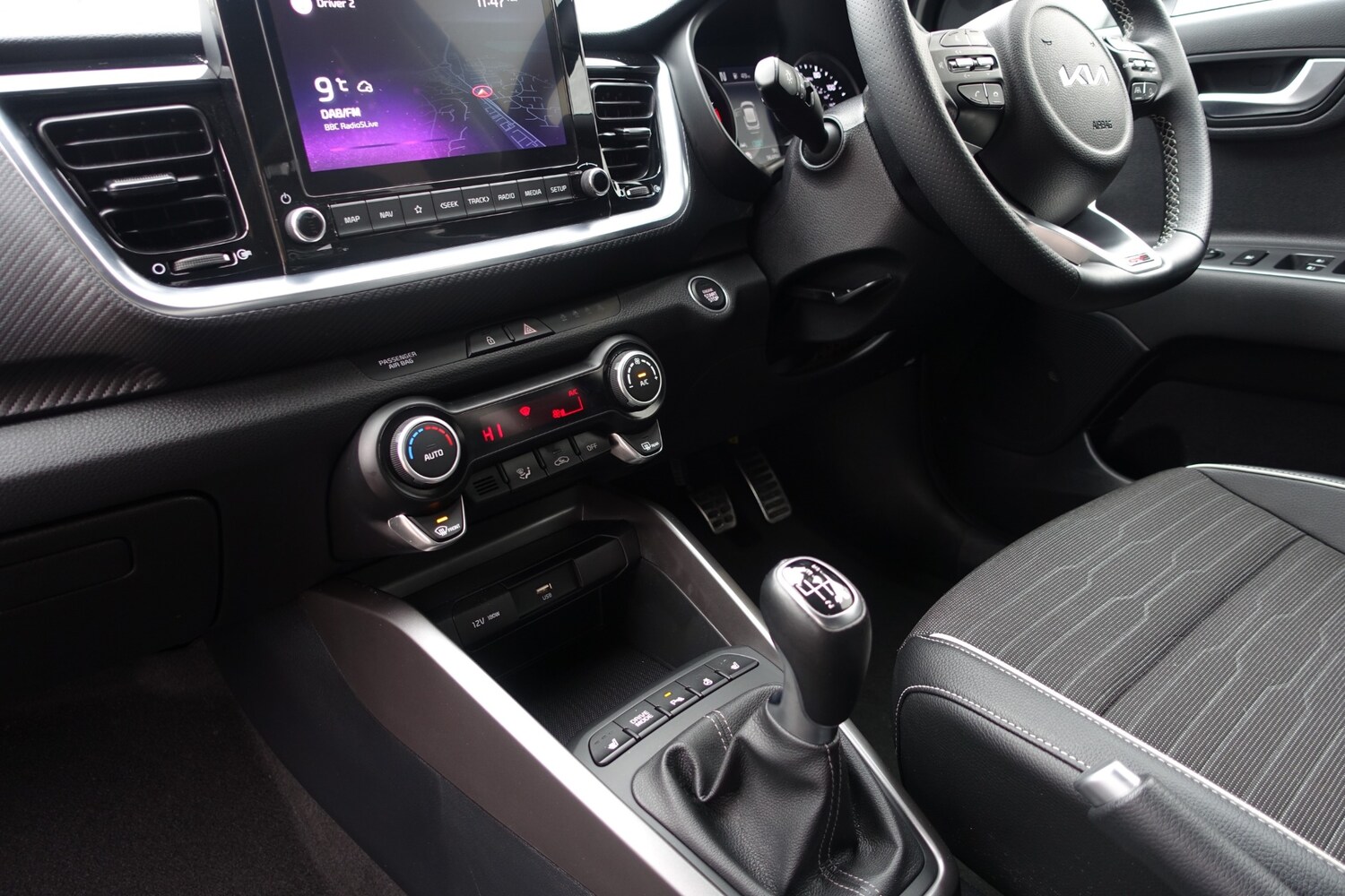 Used Kia Stonic 2023 for sale - 76477034: Photo 25