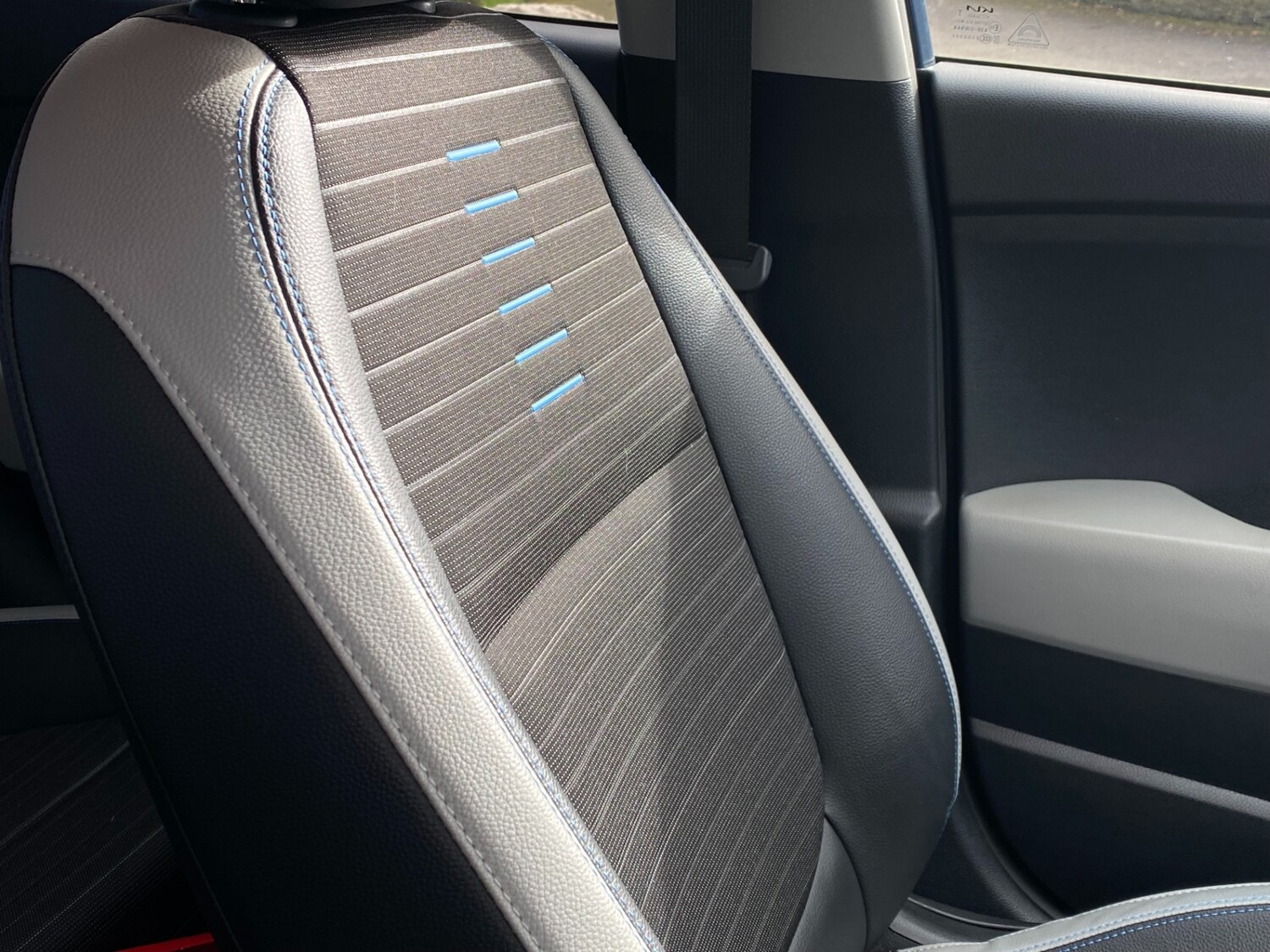 Used Kia Stonic 2024 for sale - 77872040: Photo 12