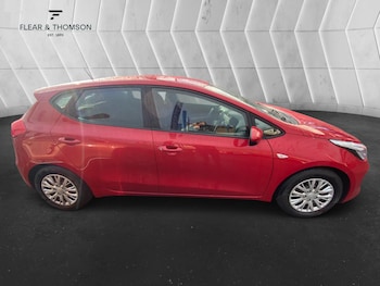 Used Kia Ceed 2017 for sale - 76748699: Photo