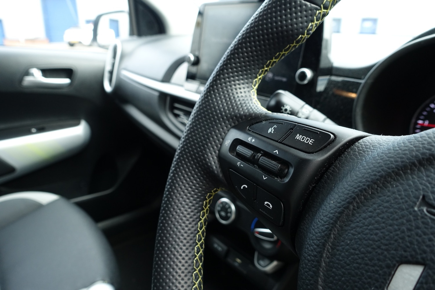 Used Kia Picanto 2023 for sale - 76542227: Photo 13